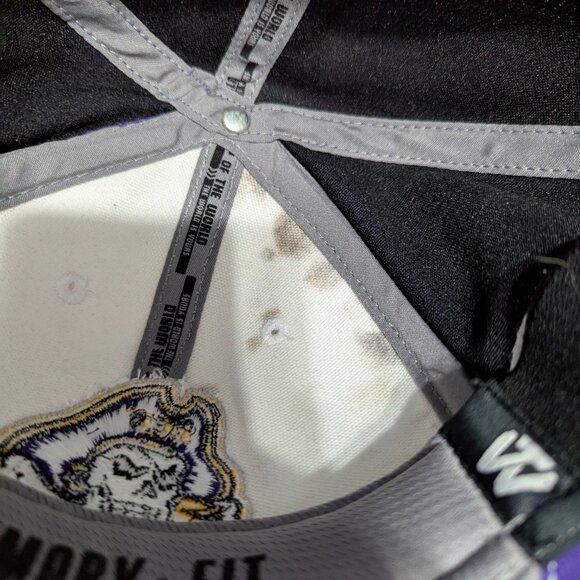 2/$12 - NHL, NFL, NBA, MLB Hats - Picture 10 of 14